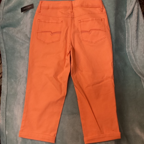 NEW Women’s Faded Glory Capris Capri Size 10 - Picture 2 of 7